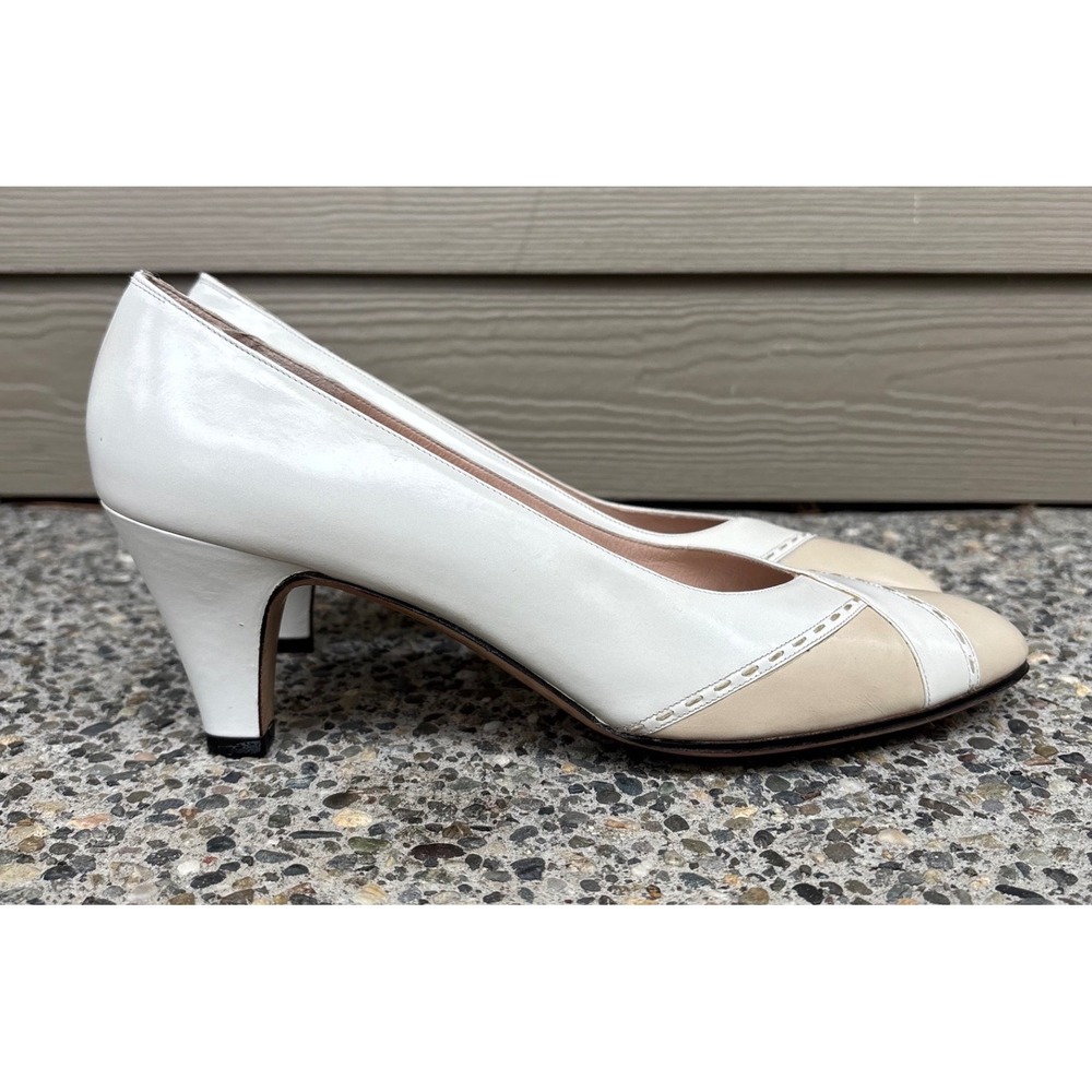 Salvatore Ferragamo Heels Pumps Block Heel Cream Beige Leather Women's 10 AAA